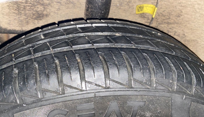 2022 Hyundai GRAND I10 NIOS SPORTZ 1.2 KAPPA VTVT, Petrol, Manual, 23,578 km, Right Rear Tyre Tread