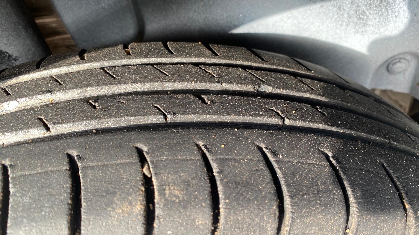 2014 Maruti Swift VDI, Diesel, Manual, 63,988 km, Right Rear Tyre Tread