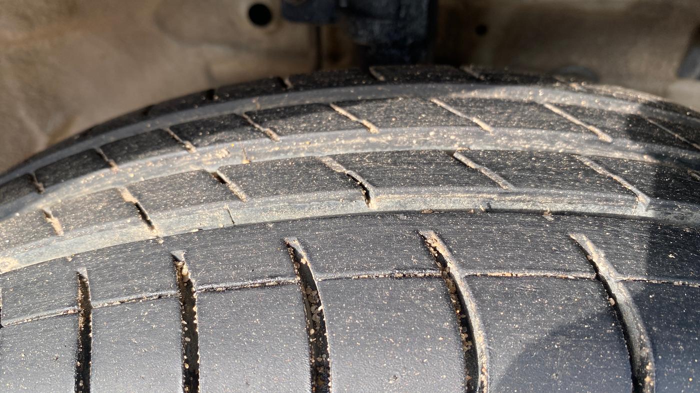 2014 Maruti Swift VDI, Diesel, Manual, 63,988 km, Right Front Tyre Tread