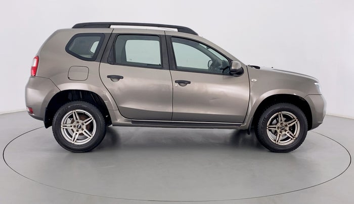 2014 Nissan Terrano XE 85 PS DEISEL, Diesel, Manual, 98,648 km, Right Side View