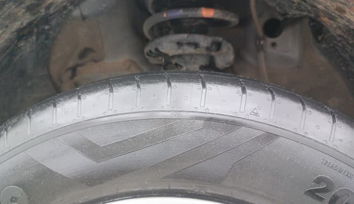 2022 Hyundai Creta E 1.5 DIESEL, Diesel, Manual, 41,745 km, Left Front Tyre Tread