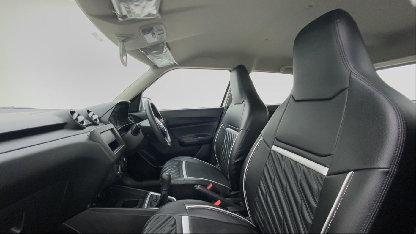 2020 Maruti Swift LXI D, Petrol, Manual, 4,282 km, Right Side Front Door Cabin