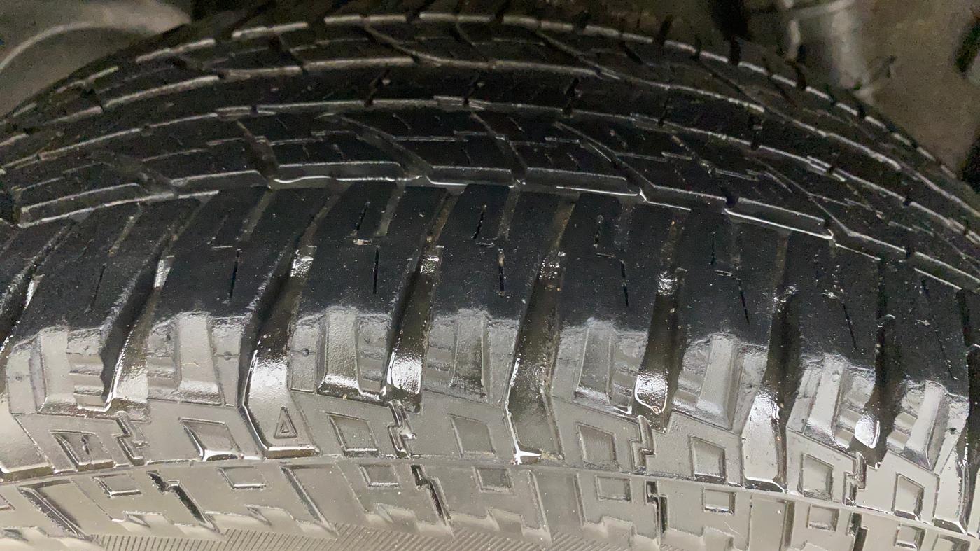 2018 Nissan Terrano  XL D Plus, Diesel, Manual, 76,849 km, Right Rear Tyre Tread