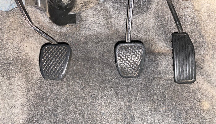 2014 Honda Brio S MT, Petrol, Manual, 83,992 km, Pedals