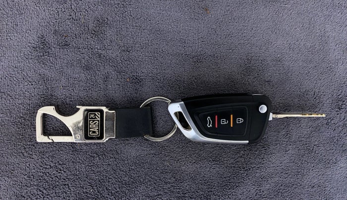 2013 Maruti Alto K10 VXI, Petrol, Manual, 40,222 km, Key Close Up