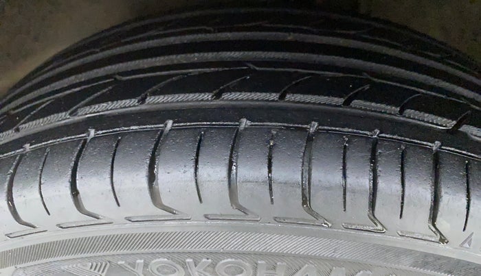 2013 Maruti Alto K10 VXI, Petrol, Manual, 40,222 km, Left Front Tyre Tread