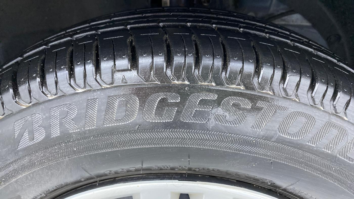 2019 Maruti Dzire VXI, Petrol, Manual, 1,857 km, Right Front Tyre Tread