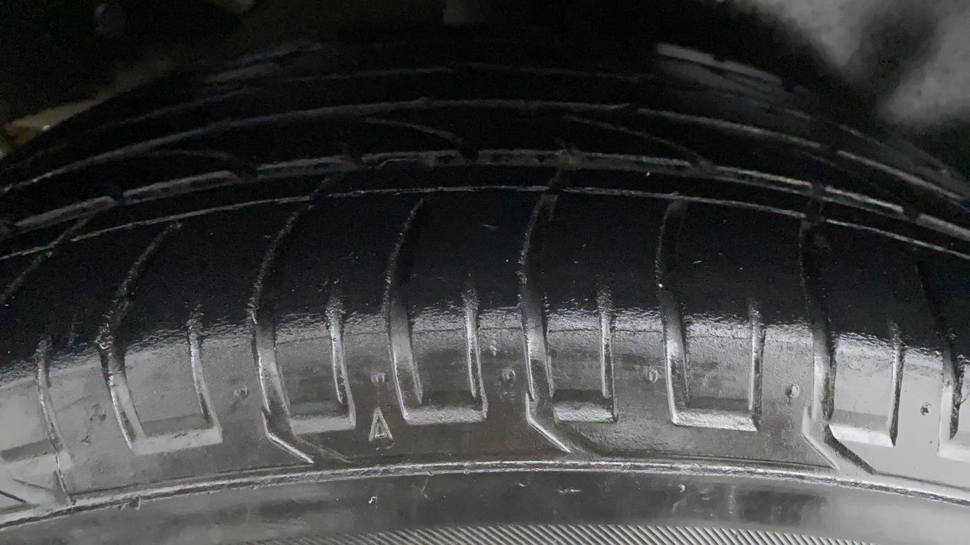 2018 Hyundai Creta 1.6 SX PLUS AUTO PETROL, Petrol, Automatic, 94,177 km, Left Front Tyre Tread