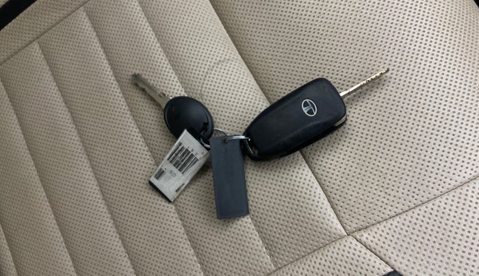 2015 Tata Zest XMS 90PS DIESEL, Diesel, Manual, 70,407 km, Key Close Up