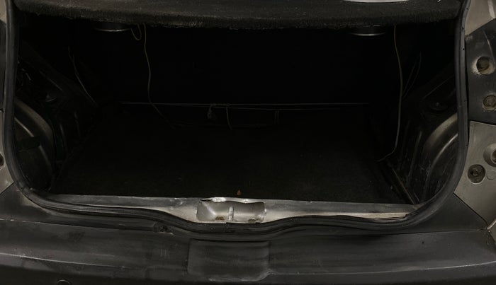 2016 Renault Kwid RXT 0.8, Petrol, Manual, 93,026 km, Boot Inside