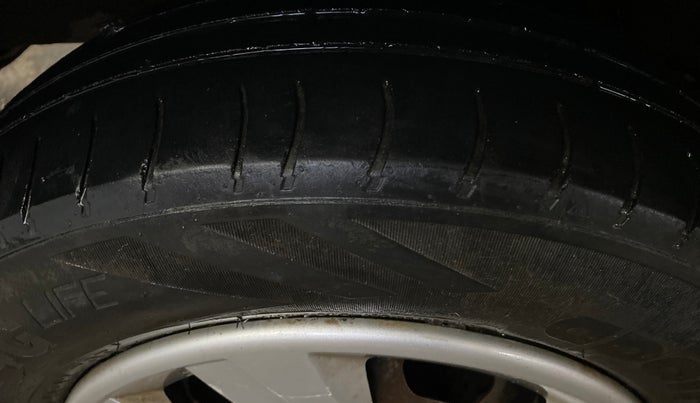 2016 Renault Kwid RXT 0.8, Petrol, Manual, 93,026 km, Right Rear Tyre Tread