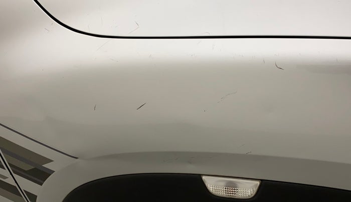 2017 Renault Kwid RXT 1.0, Petrol, Manual, 19,160 km, Right fender - Minor scratches
