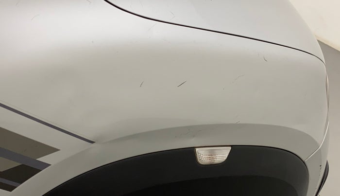 2017 Renault Kwid RXT 1.0, Petrol, Manual, 19,160 km, Right fender - Slightly dented