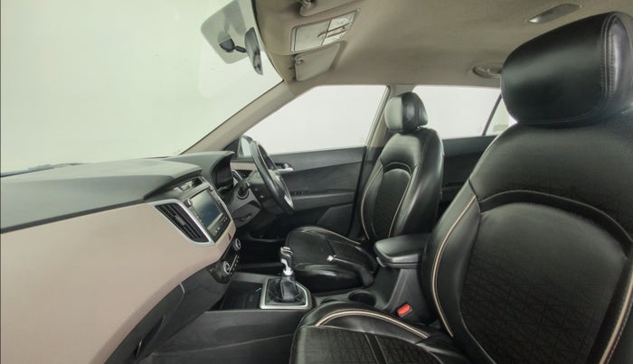 2020 Hyundai Creta SX 1.6 DIESEL, Diesel, Manual, 1,05,334 km, Right Side Front Door Cabin