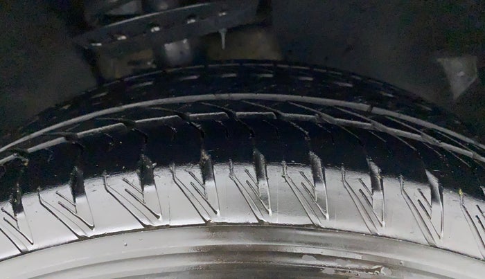 2021 Tata Safari XT, Diesel, Manual, 23,728 km, Right Front Tyre Tread