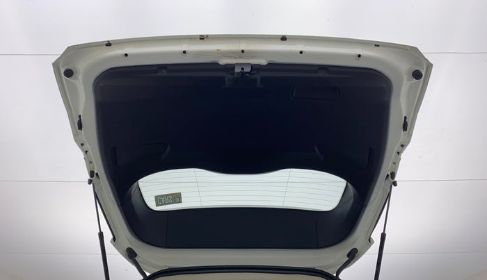 2021 Tata Safari XT, Diesel, Manual, 23,728 km, Boot Door Open