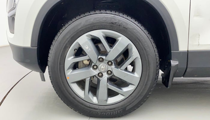 2021 Tata Safari XT, Diesel, Manual, 23,728 km, Left Front Wheel