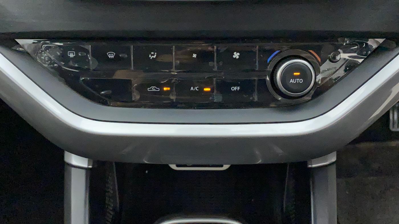 2021 Tata Safari XT, Diesel, Manual, 23,728 km, Automatic Climate Control