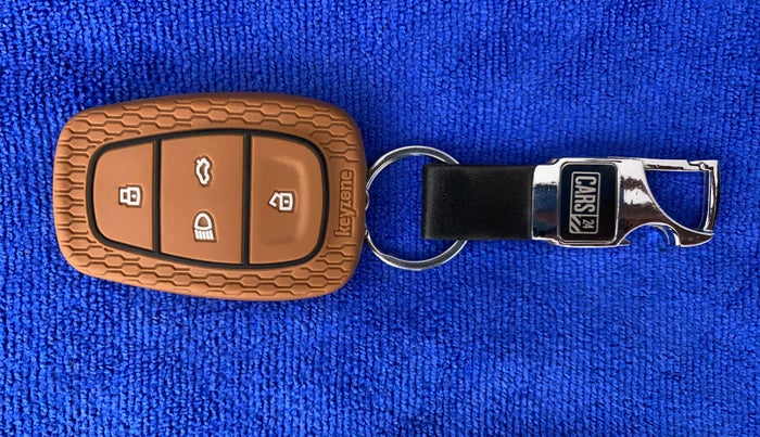 2021 Tata Safari XT, Diesel, Manual, 23,728 km, Key Close Up