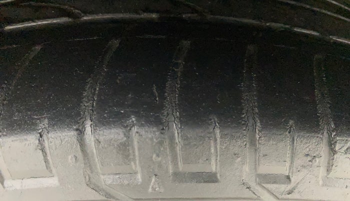 2017 Hyundai Creta SX PLUS 1.6 PETROL SPECIAL EDITION, Petrol, Manual, 73,358 km, Left Front Tyre Tread