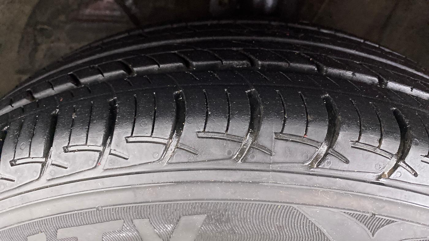 2019 Maruti Baleno DELTA 1.2 K12, Petrol, Manual, 12,596 km, Left Front Tyre Tread