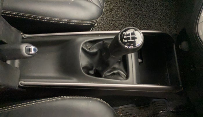 2020 Maruti Baleno DELTA PETROL 1.2, Petrol, Manual, 35,439 km, Gear Lever