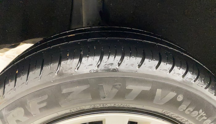 2020 Maruti Baleno DELTA PETROL 1.2, Petrol, Manual, 35,439 km, Right Rear Tyre Tread