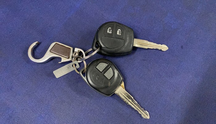 2020 Maruti Baleno DELTA PETROL 1.2, Petrol, Manual, 35,439 km, Key Close Up