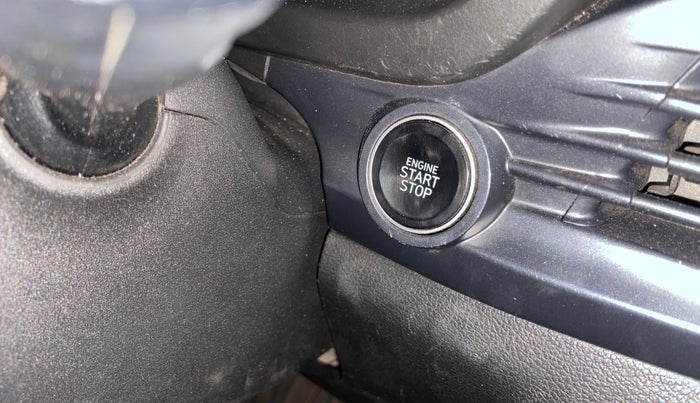 2020 Hyundai NEW I20 ASTA 1.2 AT, Petrol, Automatic, 49,082 km, Keyless Start/ Stop Button