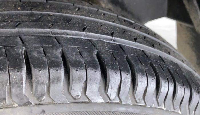 2017 Maruti Dzire VXI, Petrol, Manual, 12,324 km, Left Rear Tyre Tread