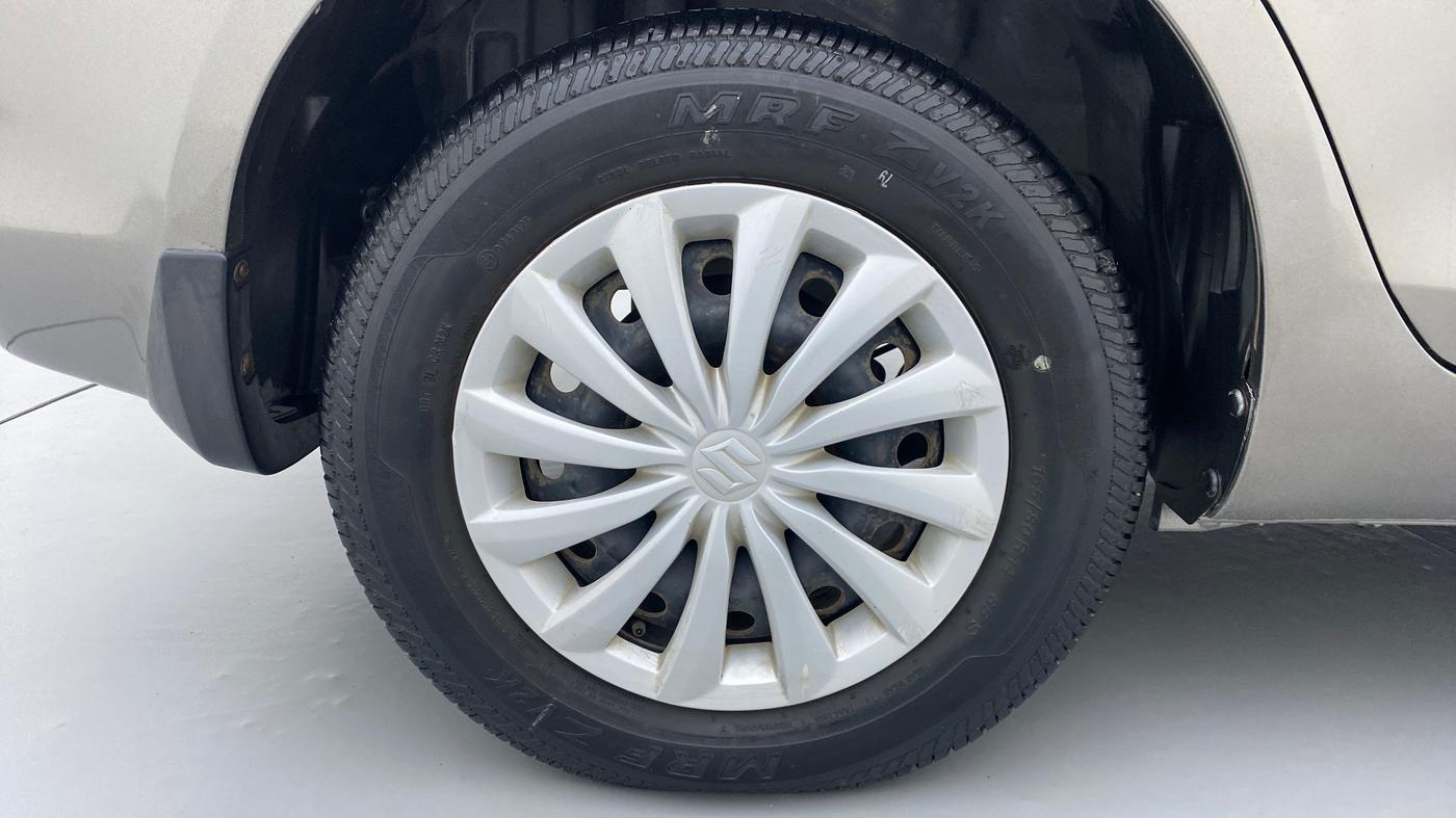 2015 Maruti Swift Dzire VXI 1.2 BS IV, Petrol, Manual, 42,385 km, Right Rear Wheel