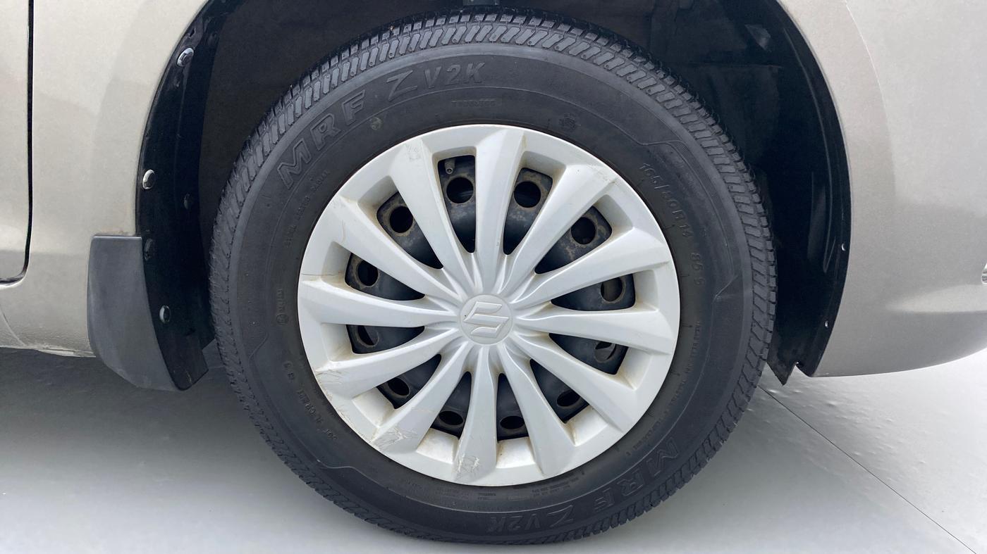 2015 Maruti Swift Dzire VXI 1.2 BS IV, Petrol, Manual, 42,385 km, Right Front Wheel