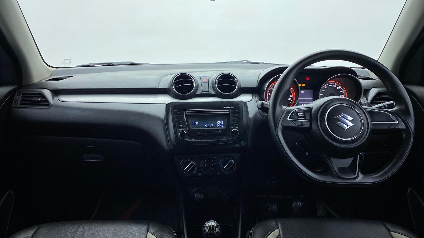 2018 Maruti Swift VXI D, Petrol, Manual, 21,679 km, Dashboard