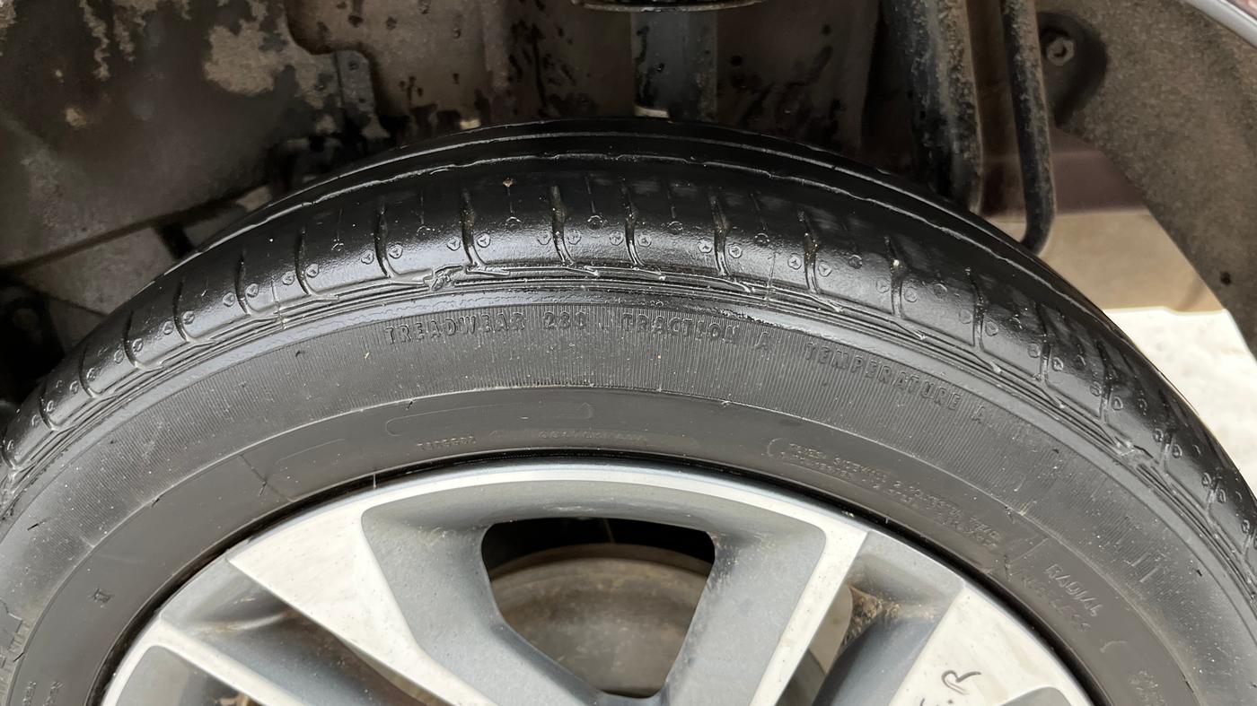2023 Tata TIGOR XZA PLUS PETROL, Petrol, Automatic, 21,284 km, Left Rear Tyre Tread