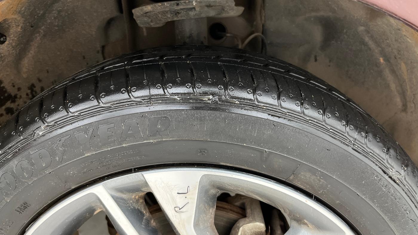 2023 Tata TIGOR XZA PLUS PETROL, Petrol, Automatic, 21,284 km, Right Front Tyre Tread