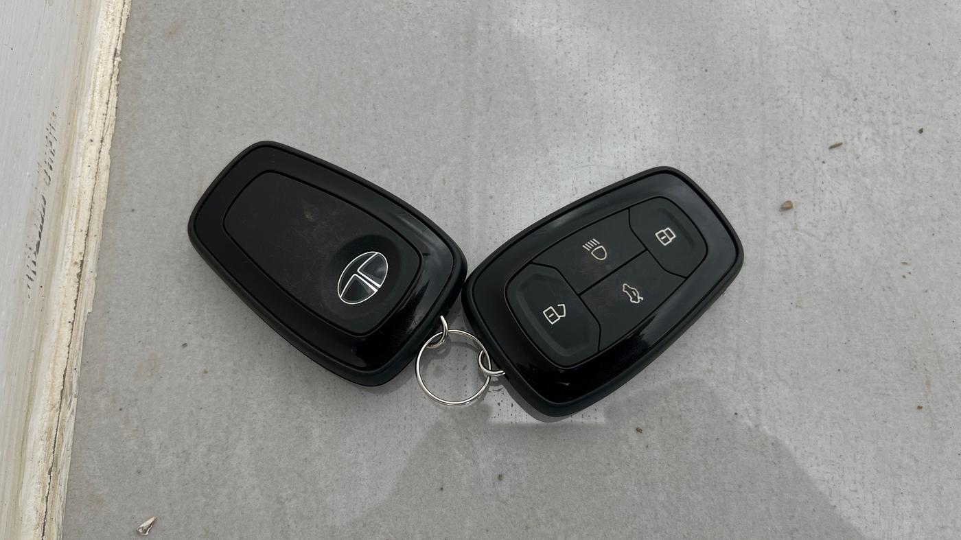 2023 Tata TIGOR XZA PLUS PETROL, Petrol, Automatic, 21,284 km, Key Close Up