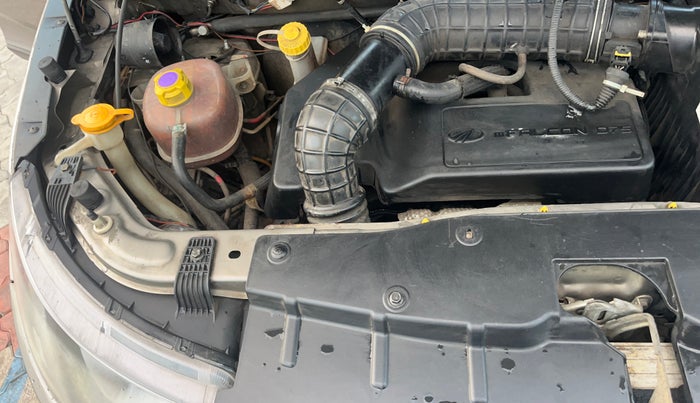 2016 Mahindra Kuv100 K8 D 6 STR, Diesel, Manual, 1,05,756 km, Engine View - Right