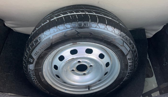 2016 Mahindra Kuv100 K8 D 6 STR, Diesel, Manual, 1,05,756 km, Spare Tyre