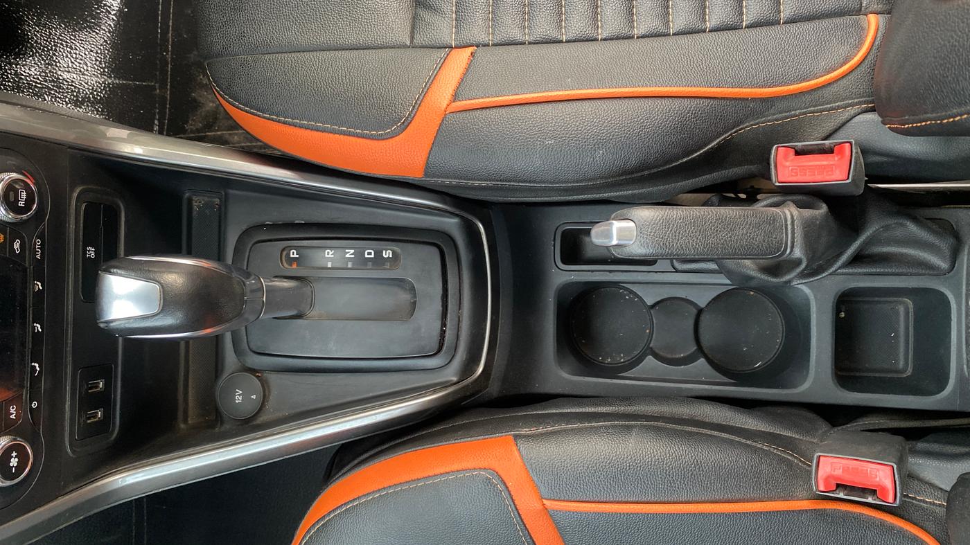 2020 Ford Ecosport TITANIUM + 1.5L PETROL AT, Petrol, Automatic, 50,757 km, Gear Lever