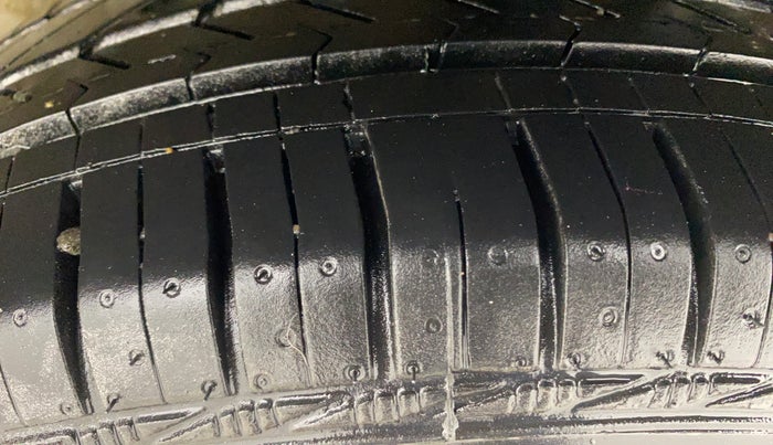 2017 Maruti Celerio VXI AMT, Petrol, Automatic, 54,489 km, Left Rear Tyre Tread