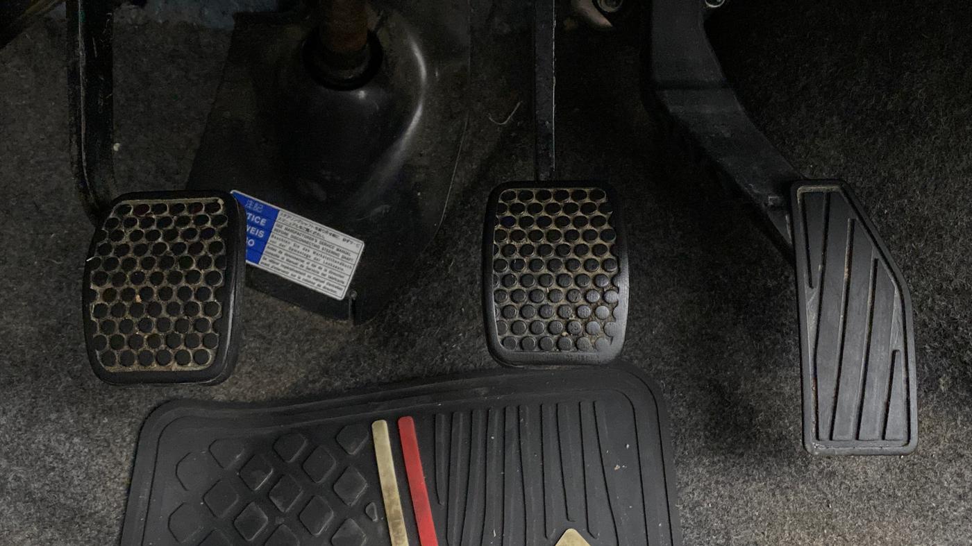 2020 Maruti Alto VXI, Petrol, Manual, 36,270 km, Pedals