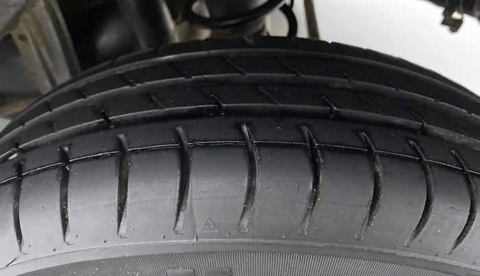 2020 Maruti Alto VXI, Petrol, Manual, 36,270 km, Left Rear Tyre Tread