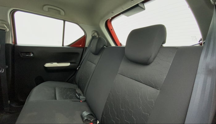 2018 Maruti IGNIS ALPHA 1.2 AMT DUAL TONE, Petrol, Automatic, 79,333 km, Right Side Rear Door Cabin