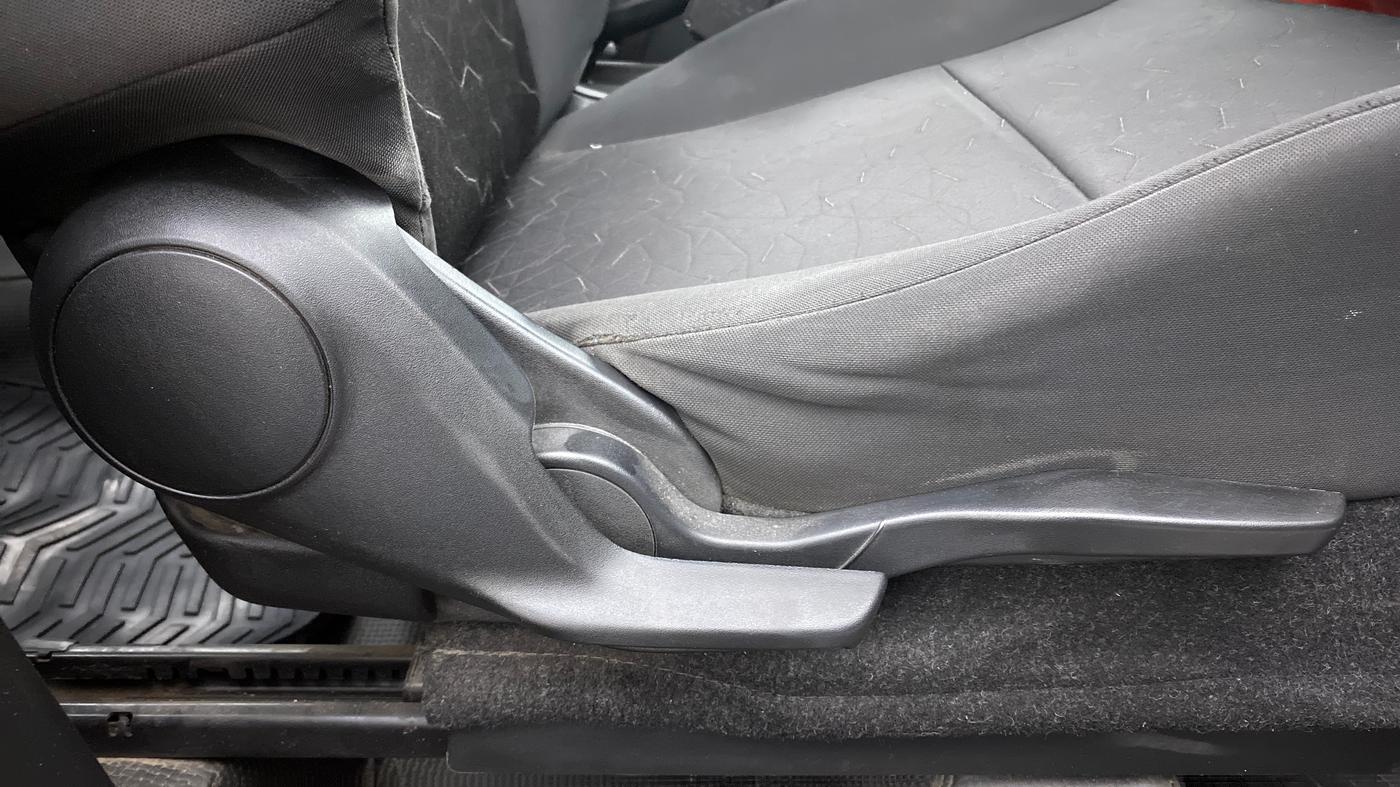 2018 Maruti IGNIS ALPHA 1.2 AMT DUAL TONE, Petrol, Automatic, 79,333 km, Driver Side Adjustment Panel