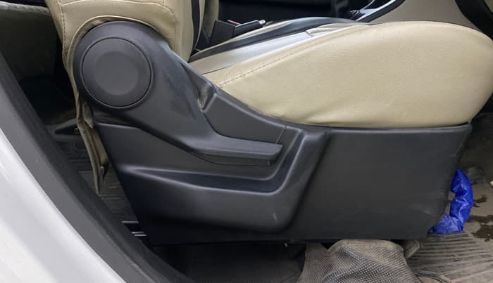 2022 Maruti New Wagon-R ZXI PLUS 1.2, Petrol, Manual, 22,481 km, Driver Side Adjustment Panel