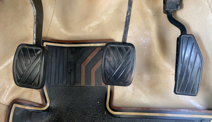 2022 Maruti New Wagon-R LXI CNG (O) 1.0, CNG, Manual, 88,237 km, Pedals