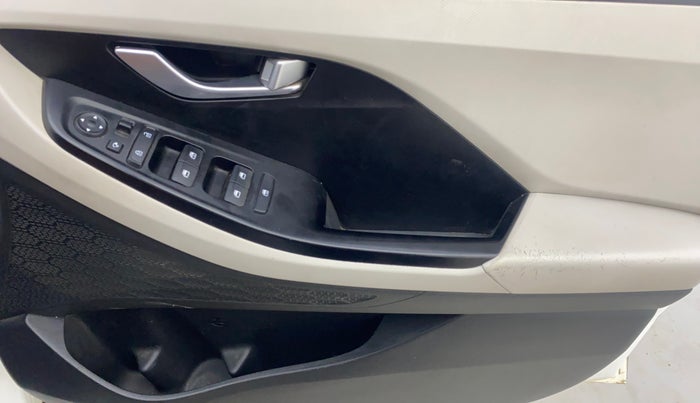 2021 Hyundai Creta SX 1.5 DIESEL, Diesel, Manual, 1,07,275 km, Driver Side Door Panels Control