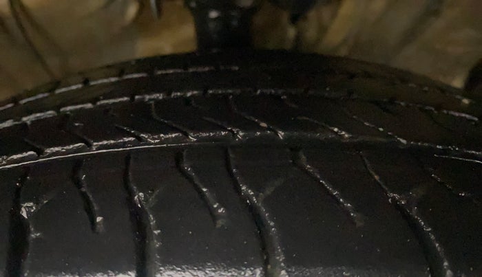 2021 Hyundai Creta SX 1.5 DIESEL, Diesel, Manual, 1,07,275 km, Right Front Tyre Tread