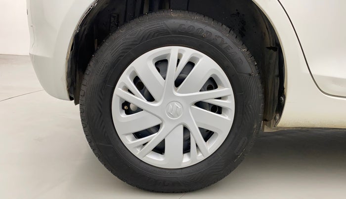 2015 Maruti Swift VXI, Petrol, Manual, 85,182 km, Right Rear Wheel