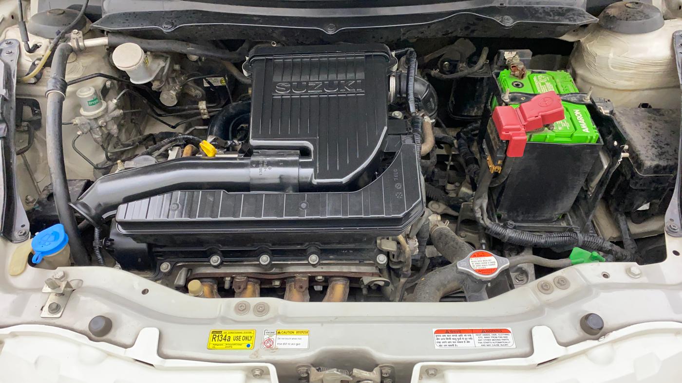 2015 Maruti Swift VXI, Petrol, Manual, 85,182 km, Open Bonet